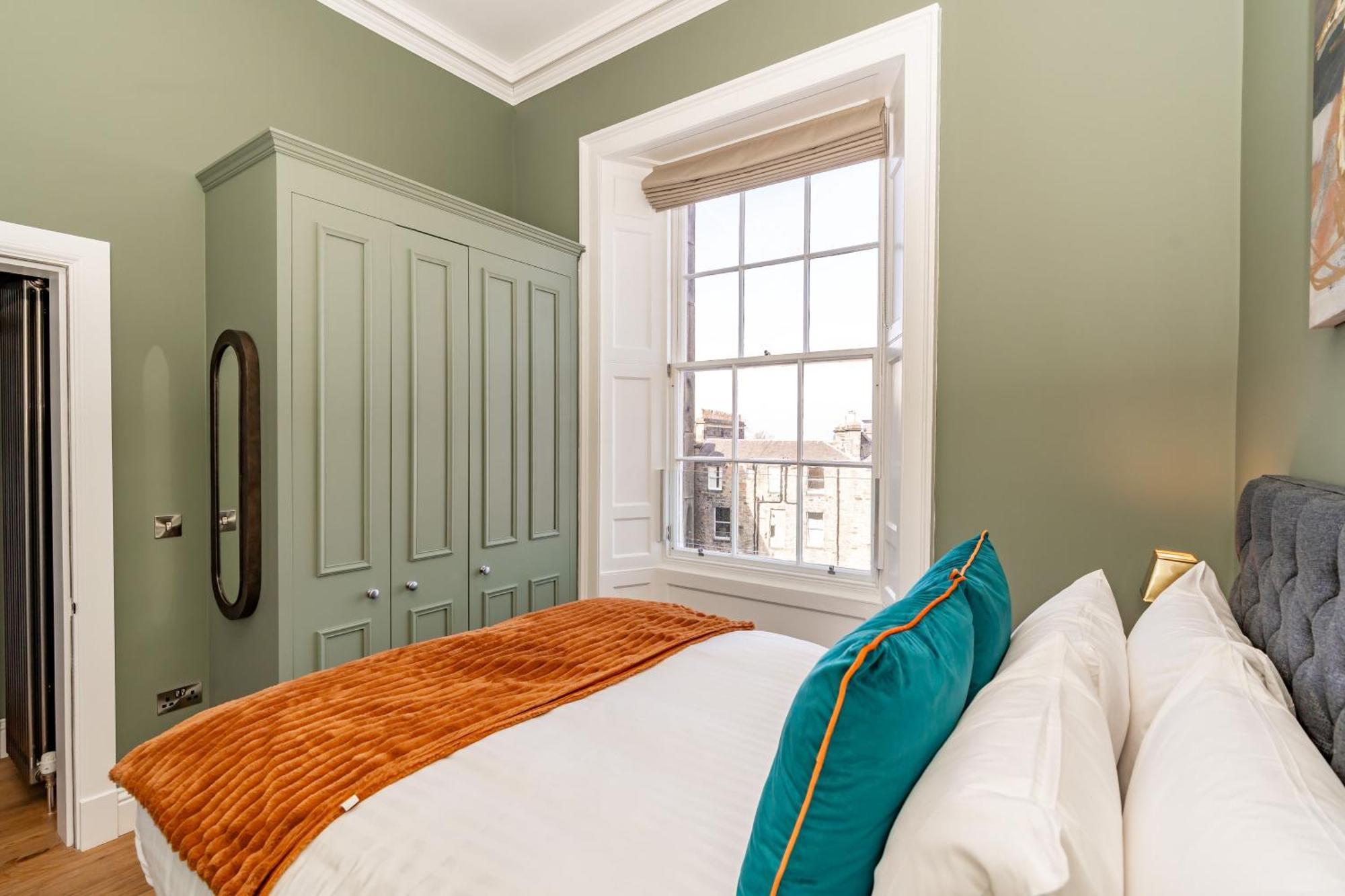 Dragon Suites Luxury Apartments At 9 Albyn Place EDI Exterior foto