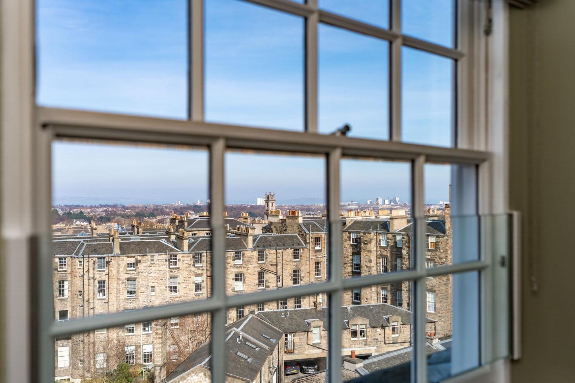 Dragon Suites Luxury Apartments At 9 Albyn Place EDI Exterior foto